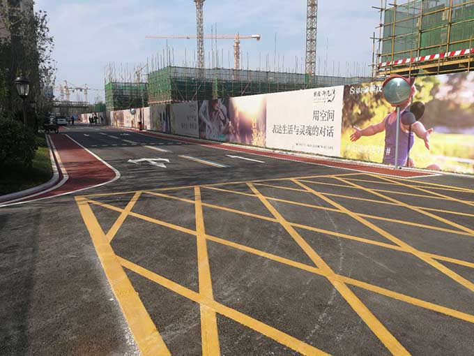 哈爾濱道路標(biāo)線工程專家 專業(yè)精準(zhǔn) · 規(guī)范施工