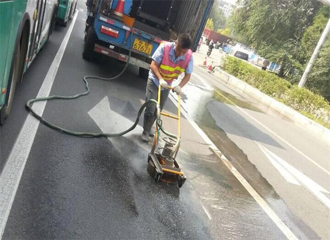 哈爾濱停車(chē)位標(biāo)線(xiàn)清除